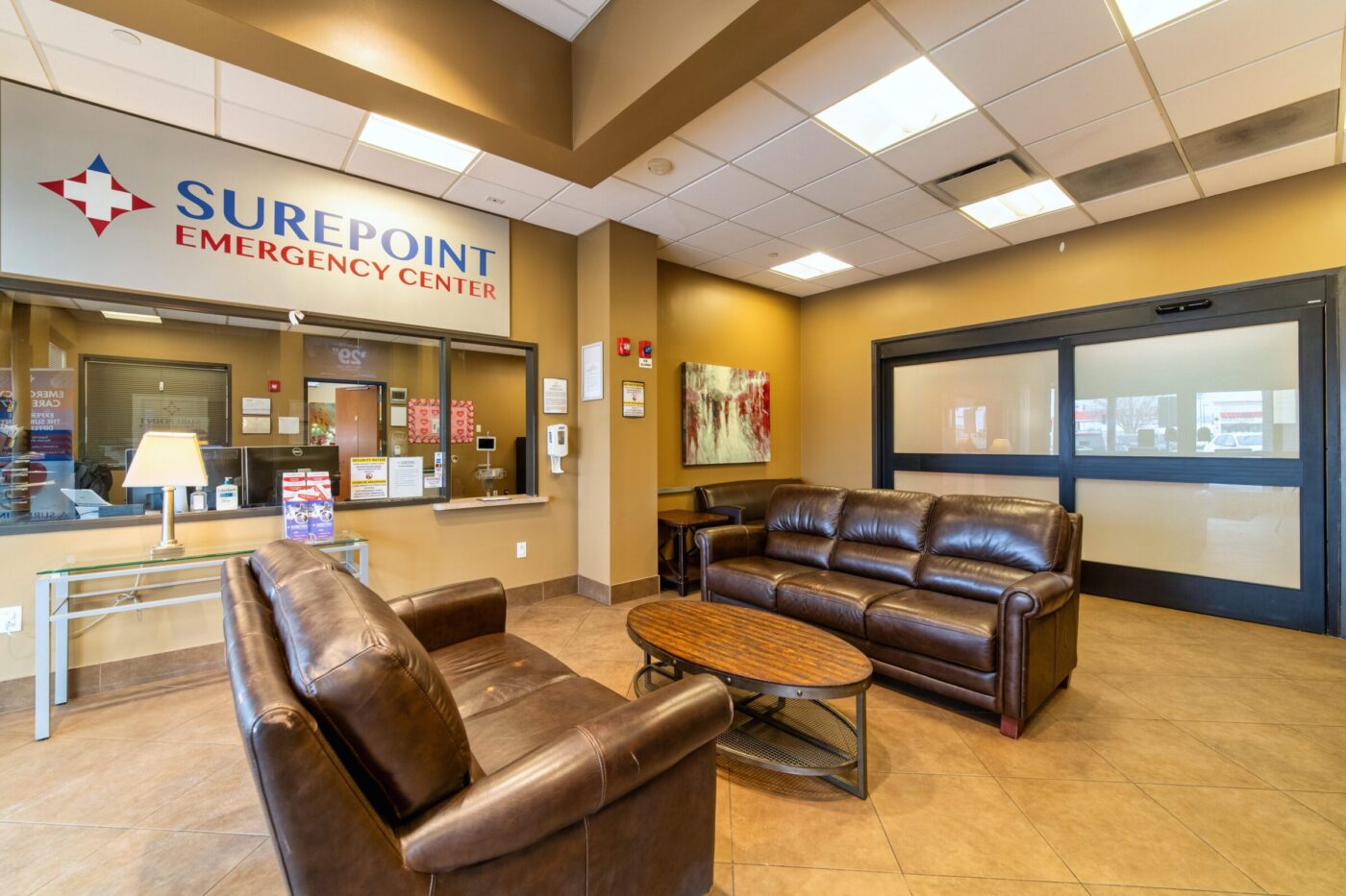 inside waiting room picture of Surepoint Emergency Centers in Mesquite, TX