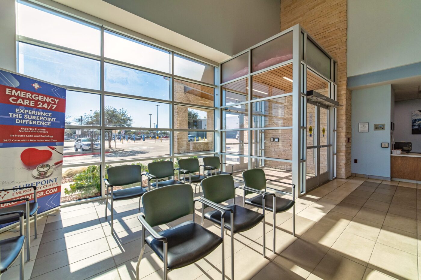 inside waiting room picture of Surepoint Emergency Centers in Richardson, TX