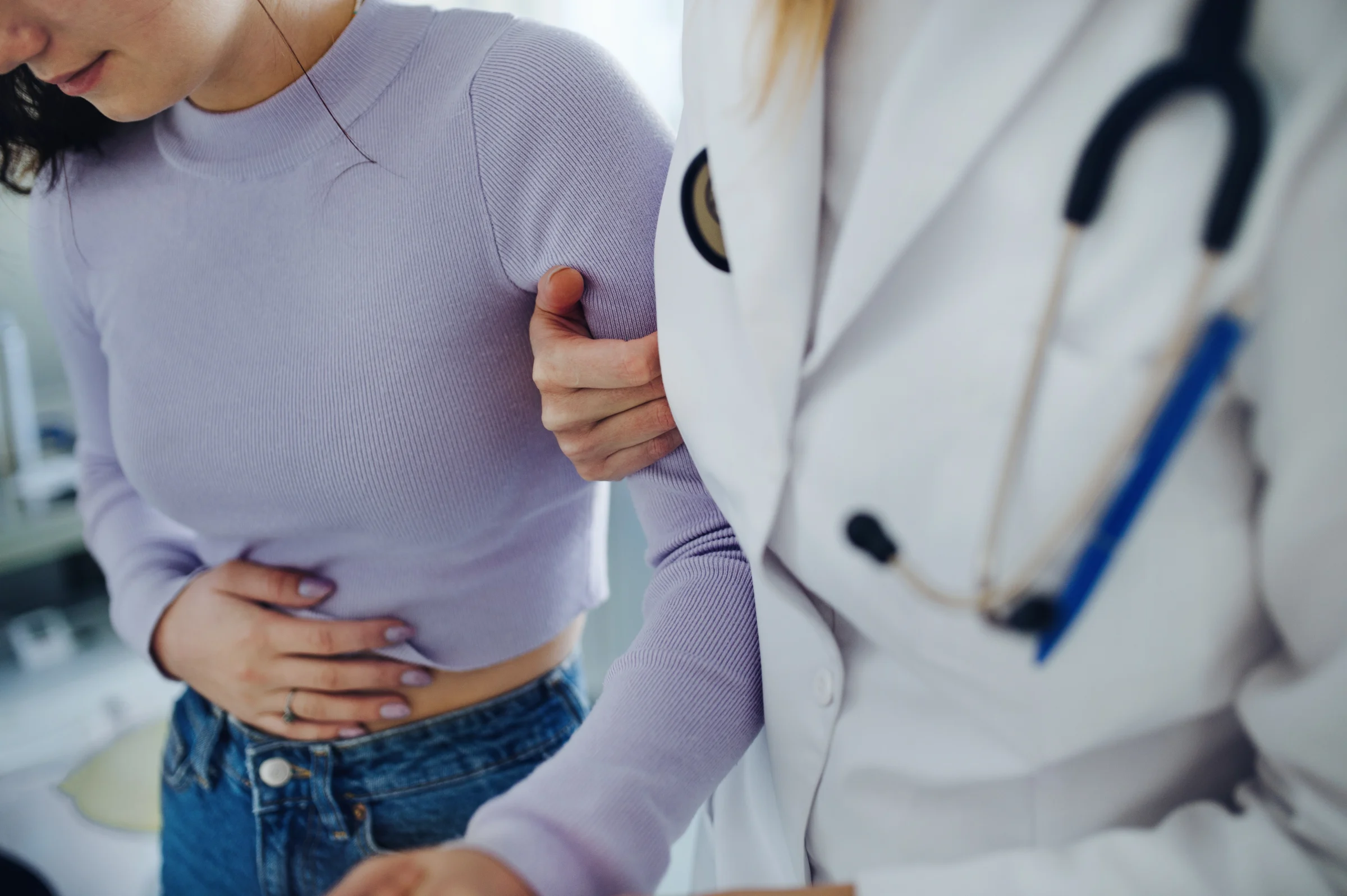 Sharp, Dull, or Spreading? How ER Doctors Think About Abdominal Pain